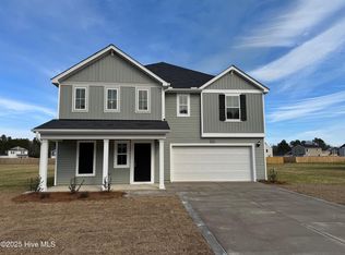 756 Walters Run Dr, Raeford, NC 28376