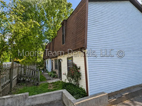 Paradise Ave Apts, 103-109 Paradise Ave #2B-1Ba, East Flat Rock, NC 28726