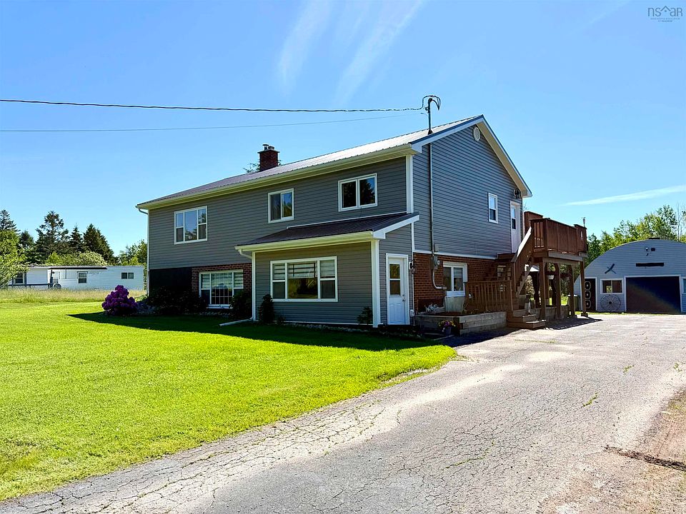 1st image of 636 Macdonald Rd