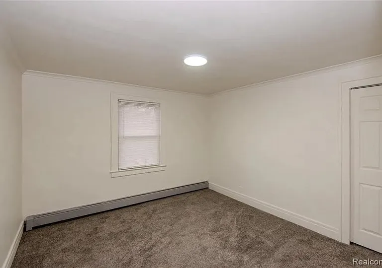 751 Dupont St — Photo 16