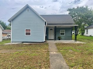 569 W Jackson St, Marshall, MO 65340