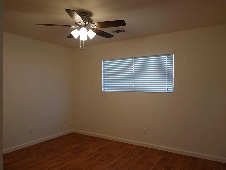 2505 Murray St — Photo 6