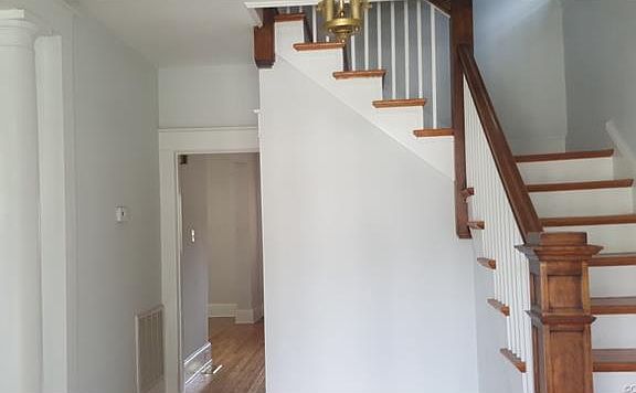 4th image of 316 W 29th St