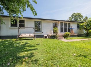 7183 Sugar Camp Dr, Greenbrier, TN 37073