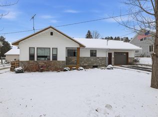330 1st St, Rosholt, WI 54473