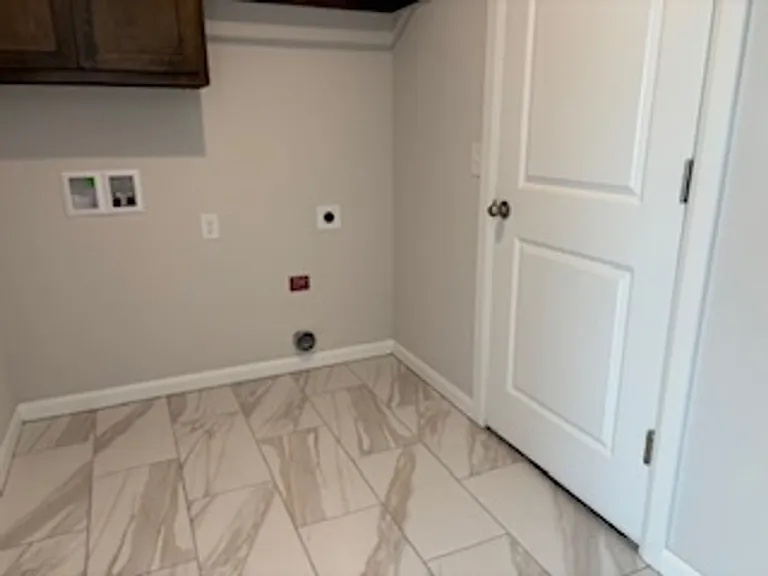19501 Conway Dr — Photo 4