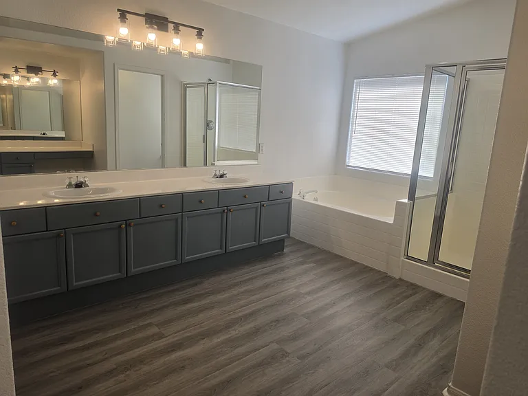 6807 Baby Jade Ct — Photo 11
