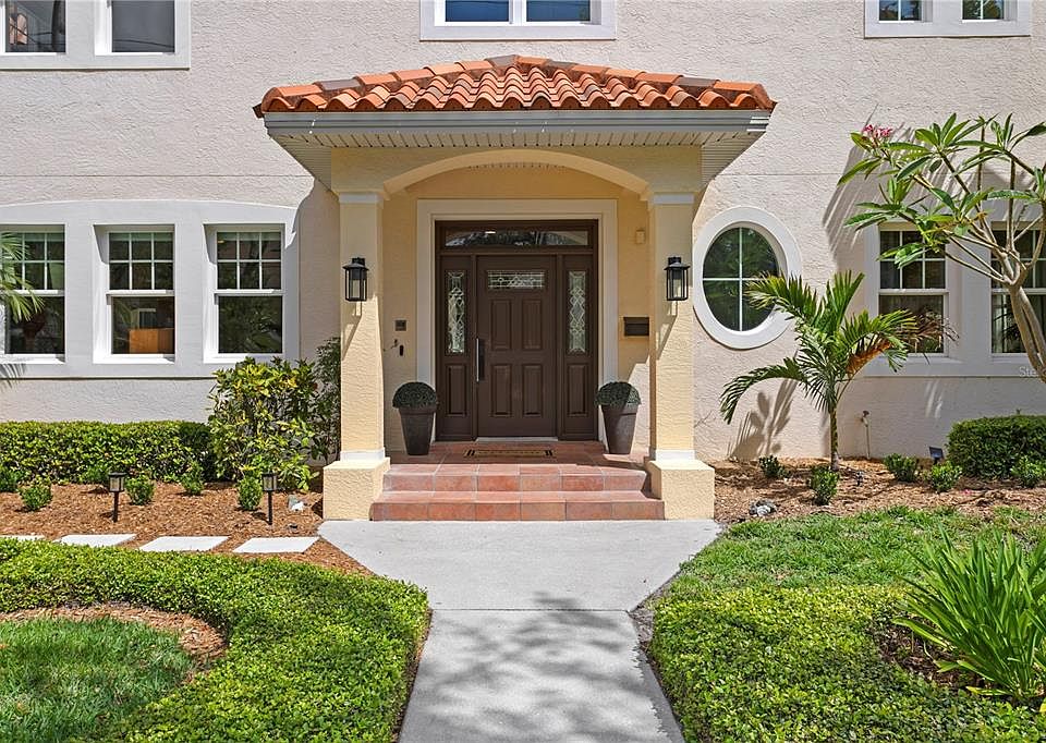 1st image of 4115 W BARCELONA STREET