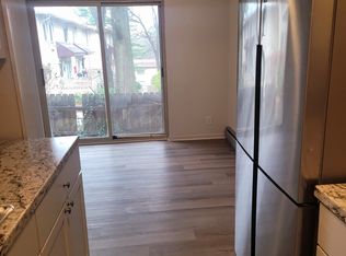 550 Harding Pl APT C104, Nashville, TN 37211
