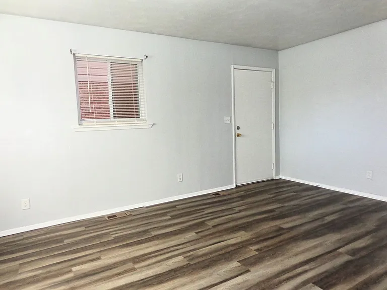 Pembroke Pines Apartments — Photo 18