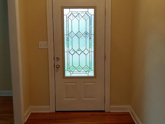 2nd image of 144 Lyme Dr