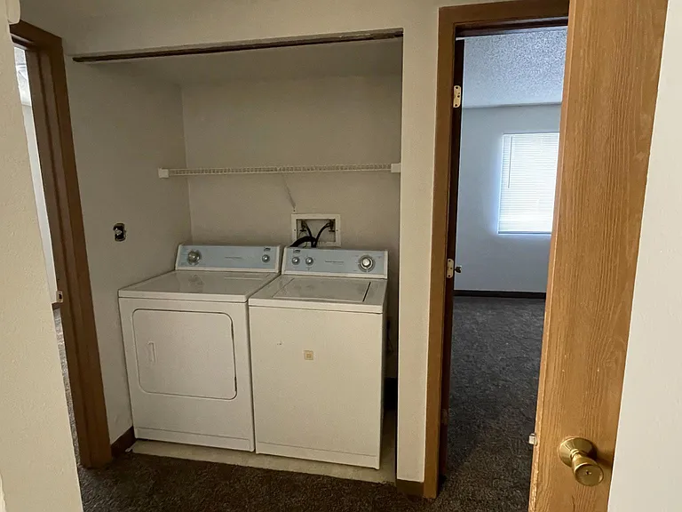 2458 Lakeside Dr #2 — Photo 7