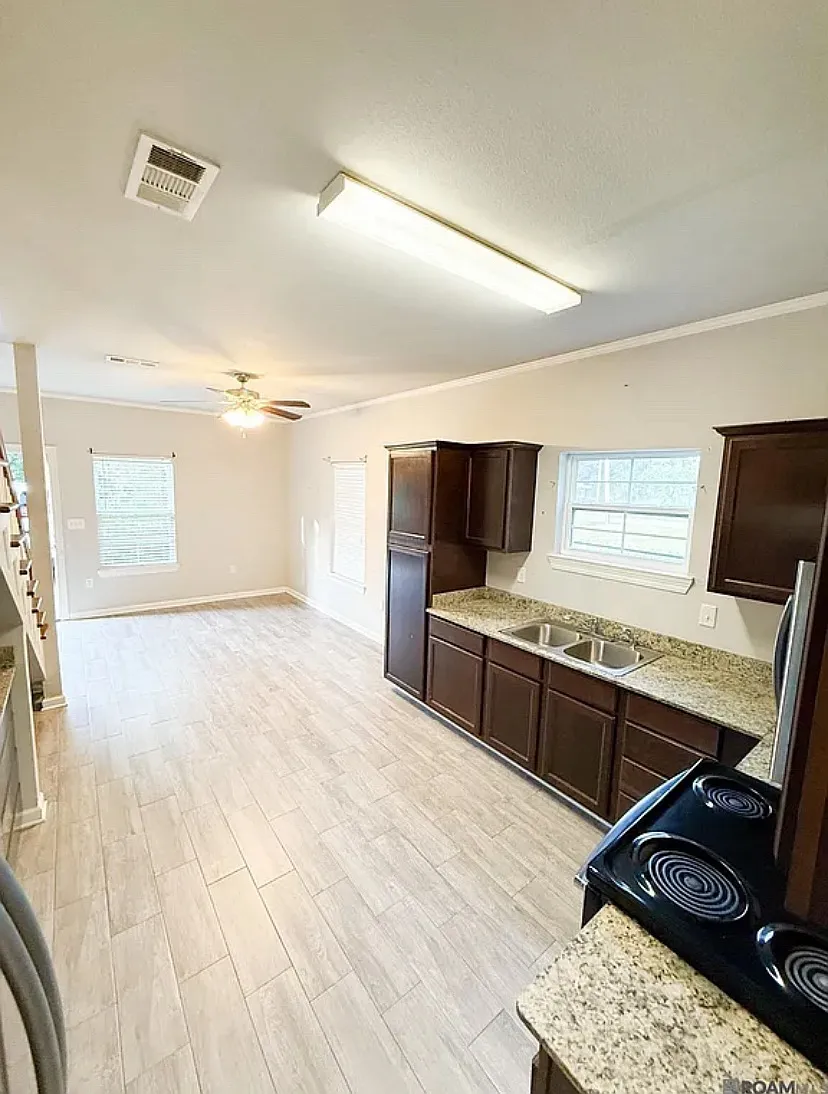 3 bed, 1238 sqft, $1,625 — Photo 4