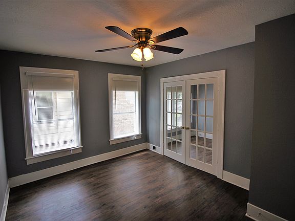 2nd image of 4405 Woodside St APT 2