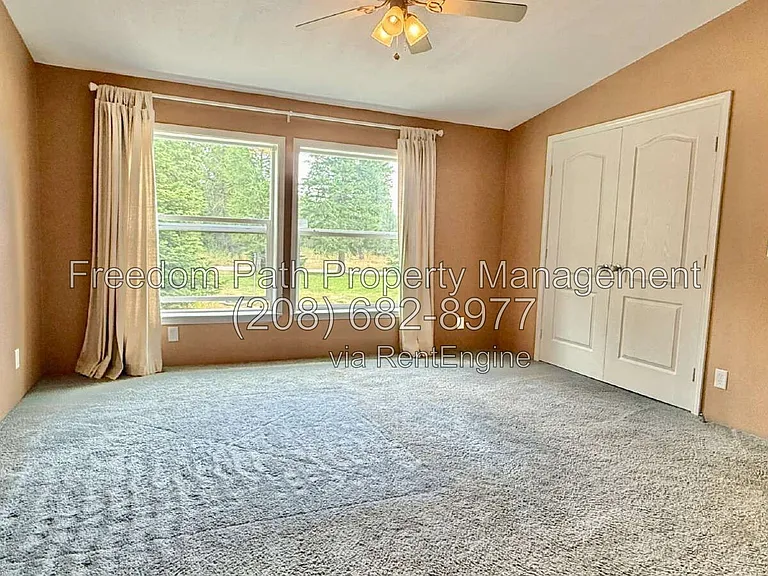4062 W Seasons Rd — Photo 13