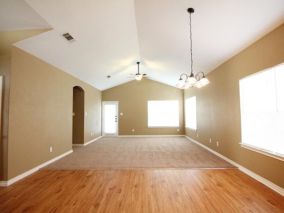 4th image of 9308 Aubree Ct