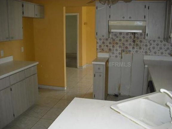 3rd image of 7176 Ironwood Dr