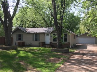 1476 Onondaga St NE, Fridley, MN 55432