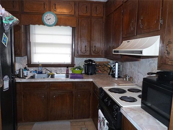 4th image of 2600 Clarence Odum Rd