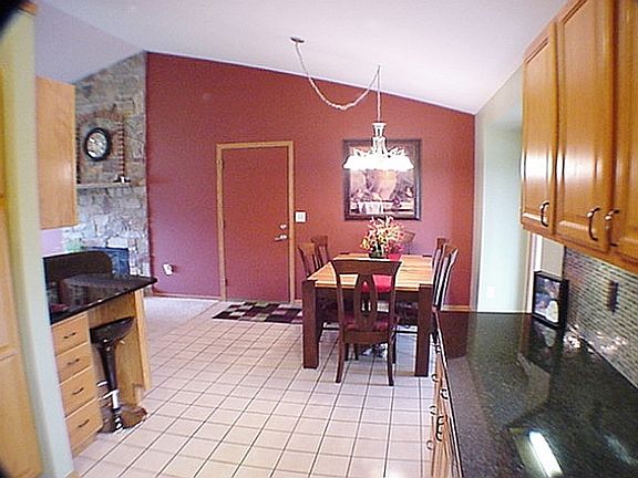5th image of 4486 Meadow Wood Cir