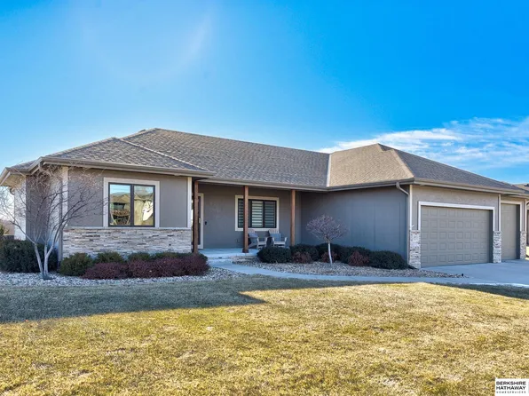20055 Stryker St, Elkhorn, NE 68022