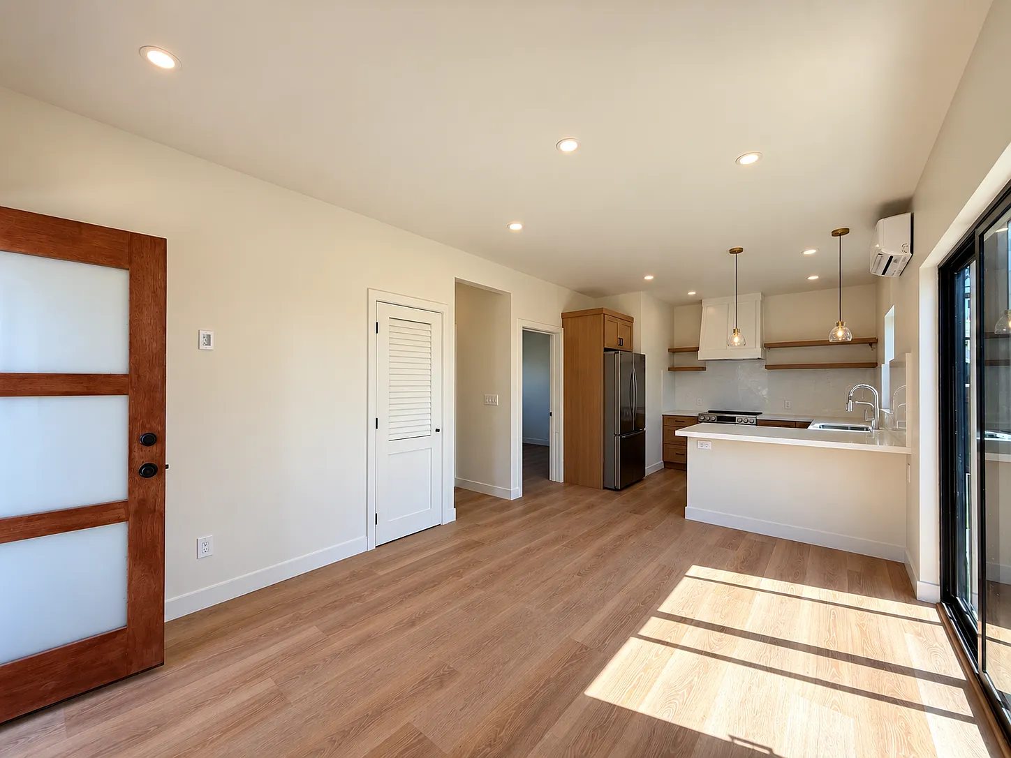 3410 Ottawa Ave — Photo 3