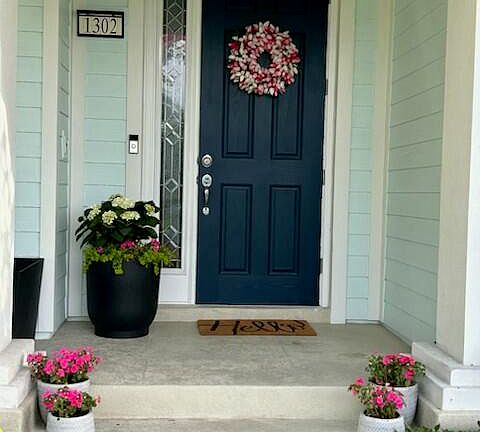 4th image of 1302 S Jeaga Drive