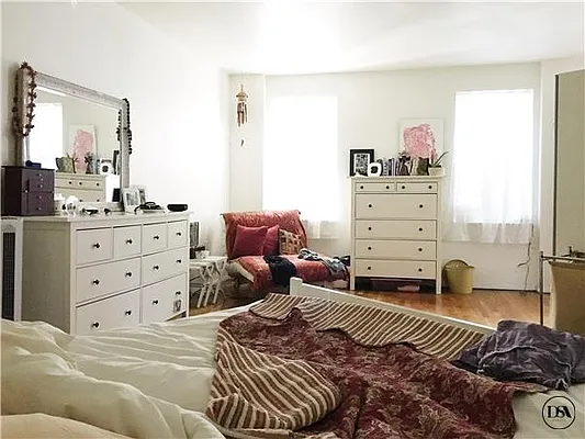 Rented by DSA Realty | media 29