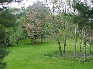 8257 E Crockett Rd, Roscoe, IL 61073