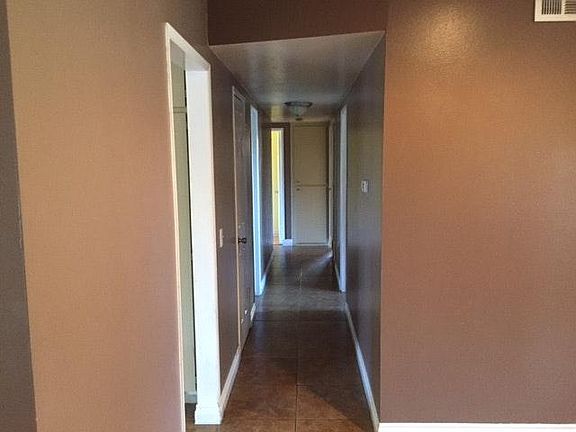5th image of 1827 E Bassett Way