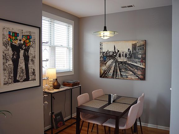 5th image of 1613 W Grand Ave #2