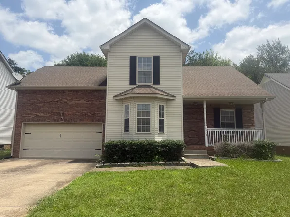 2525 Centerstone Cir, Clarksville, TN 37040