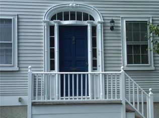 25 Arnold St, Providence, RI 02906