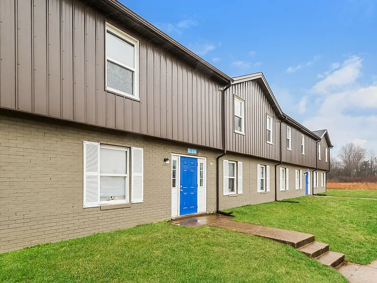 River Glow Apartments — Photo 29
