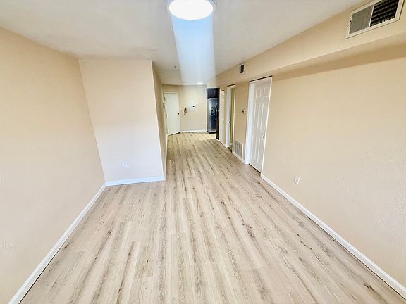 4th image of 600 California Ave #1A