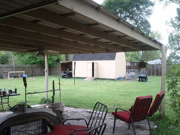 2nd image of 318 Quelqueshue St