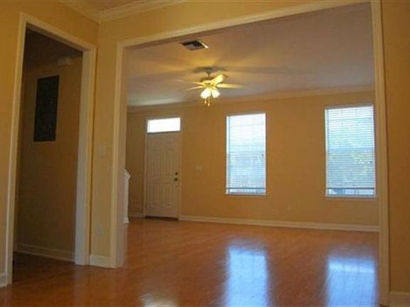 3rd image of 3980 Shumard Oak Blvd