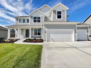 18918 Ocheltree St, Spring Hill, KS 66083