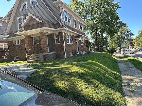 3rd image of 354 Sylvia St