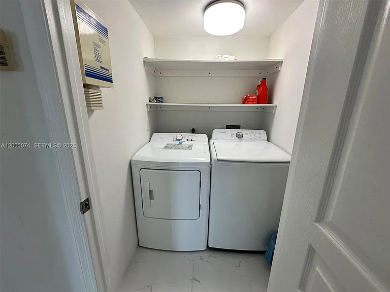 8925 Collins Ave #2J — Photo 28