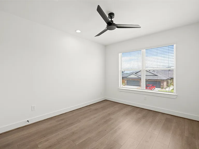 2752 Sunny Briar Dr — Photo 25