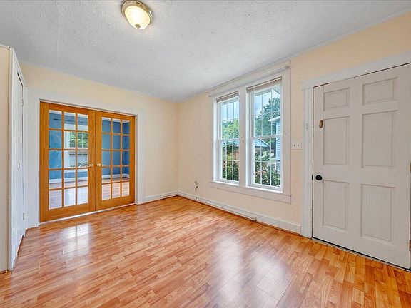 4th image of 1408 Hatcher Ave