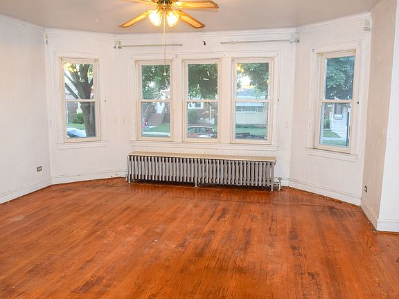 2nd image of 2904 N Merrimac Ave