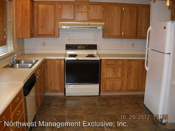 4th image of 6700 NE 1st Ct
