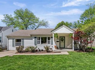 5316 W 49th St, Roeland Park, KS 66205