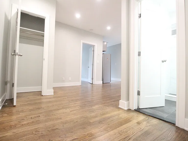 23-19 Steinway St #2A — Photo 8