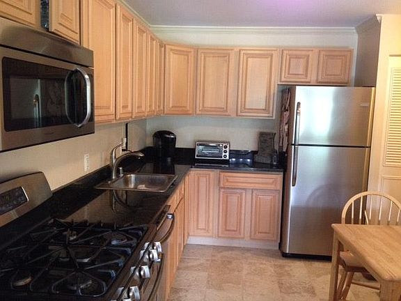 2nd image of 9039 Sligo Creek Pkwy APT 610