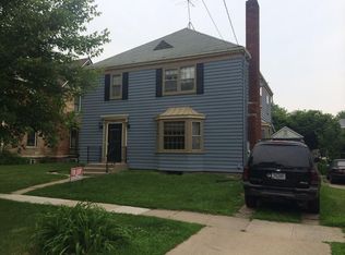 414 N Gilbert St #2, Iowa City, IA 52245