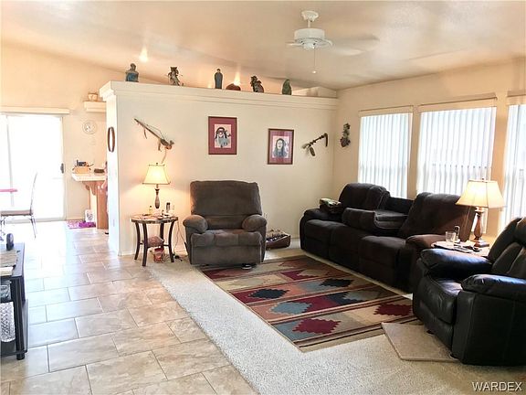 5th image of 2397 E Wildflower Dr