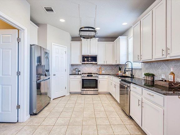 2nd image of 312 Triumph Rd